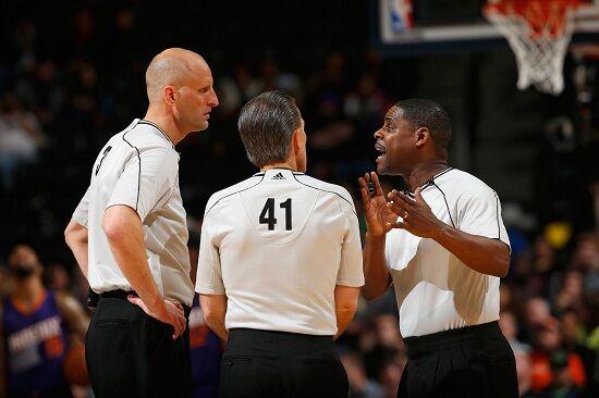 NBA将在发展联盟试验新制度 或增加1至2名裁判